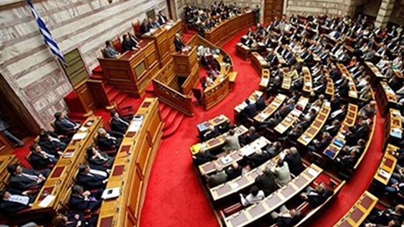 Grčki parlamentarni predstavnici usvojili vladine reforme radi kreditne pomoći