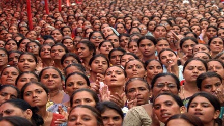 L'Onu: la popolazione dell'India supererà la Cina