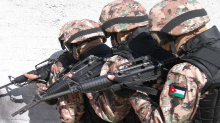 Aktivis Politik Yordania Kecam Rencana Pengiriman Pasukan Darat ke Suriah