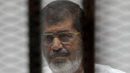 An Dage Shari'ar Zargin Leken Asiri Da Ake  Wa Morsi Zuwa Watan Mayu