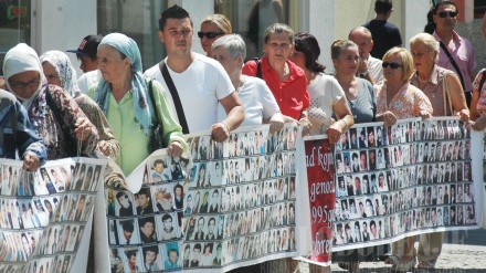 Majke Srebrenice odbacile Vučićevu ideju o zajedničkom obilježavanju stradanja svih žrtava
