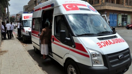 Indonesia: collassa ponte, 9 morti