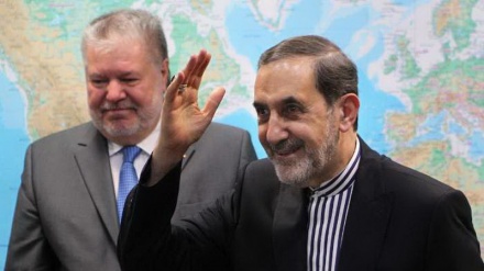 Velayati: Iran akan Bela Suriah Sekuat Tenaga