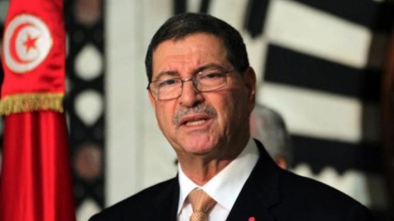 Tunisia: premier pronto a dimissioni