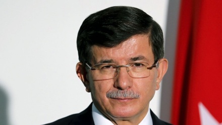 Davutoglu: Jika Militer Suriah Masuk Perbatasan, Turki Bertindak 