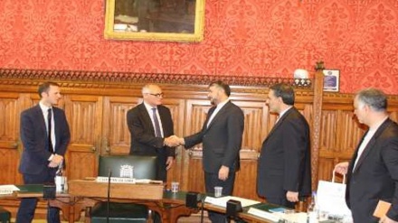 Amir-Abdullahijan u posjeti Londonu