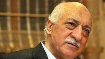 Gülen’in iadesi için ABD'de düzenlenen kampanyaya 72 bin imza