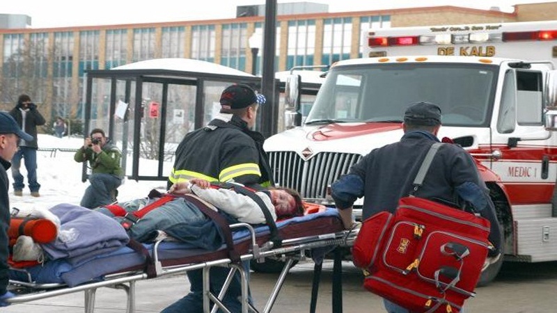 Boston'da bıçaklı saldırı sonucu bir kaç kişi yaralandı