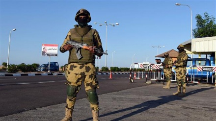 מצרים: קצין משטרה וחייל נהרגו בפיצוץ מטען בצפון סיני