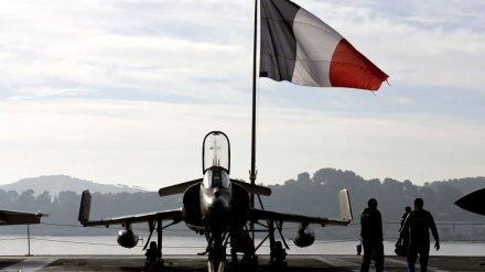 Slanje francuskog nosača aviona u Mediteransko more s ciljem jačanja borbe protiv DAIŠ-a