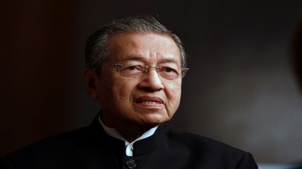 Malesia; vietato a funzionari di accettare regali costosi