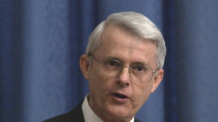 Seneta wa Marekani afichua mpango wa Uingereza wa kufanya shambulio la kemikali Syria