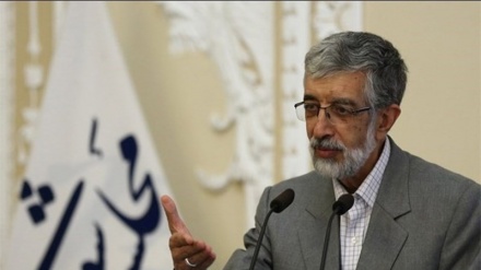 Hadad Adil: Vođa islamske revolucije uputio poruku istine omladini zapadnih zemalja