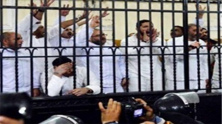 穆斯林兄弟会97名成员被判处终身监禁        