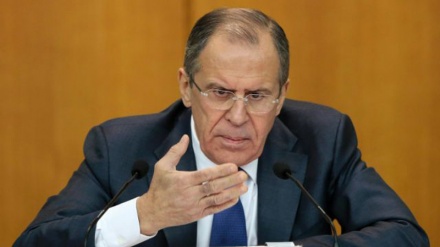 Lavrov: risponderemo duramente a qualsiasi azione non amichevole degli Usa 