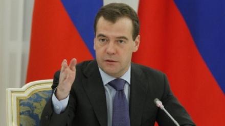 Medvedev ke Eropa: Jangan Heboh dengan Pesawat Mainan