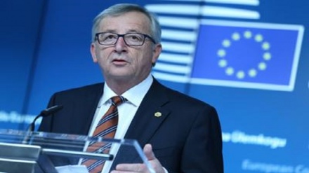 Juncker: Russia alla pari di Ue, Obama sbaglia a definirla ‘potenza regionale’  