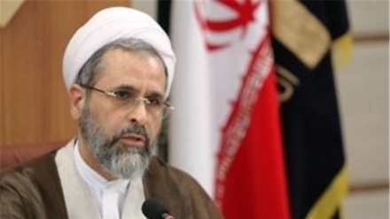  تاکید مدیر حوزه های علمیه ایران بر همکاری بین‌المللی برای مقابله با کرونا