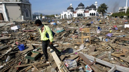 (VIDEO) Tsunami e sisma in Indonesia