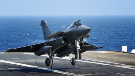 法国冻结售埃12架阵风战机