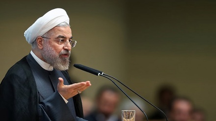 Выступление Роухани на конференции 