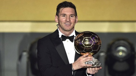 Calcio, Ronaldo batte Messi nella classifica delle celebrità più pagate al mondo