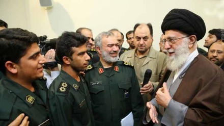 最高指導者、「アメリカ軍のイラン領海侵入に対する革命防衛隊の措置は勇敢なものだった」