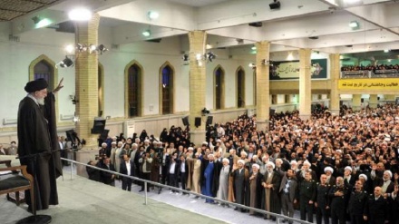 Ajetullah Hamenei: Osjećaj odgovornosti iranskog naroda trajan za učešće na izborima učinio je iransku revoluciju trajnom u historiji