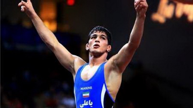 パリのレスリング選手権の初日で、イラン人選手が３個のメダルを獲得

