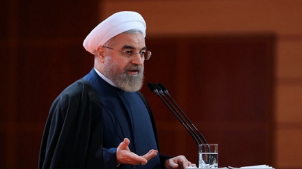 イラン大統領、2月26日の選挙への国民の大々的な参加を強調