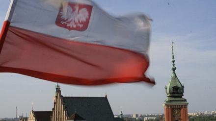 פולין לא מתכוונת להצטרף ללחימה בדאעש 