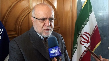 Iran, min. Zangeneh: produzione greggio vicina ai livelli pre-sanzioni
