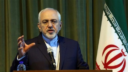 लोगों का जो नेता था वह जो पूरब और पश्चिम के मुकाबले में डट गयाः ईरान के पूर्व विदेशमंत्री