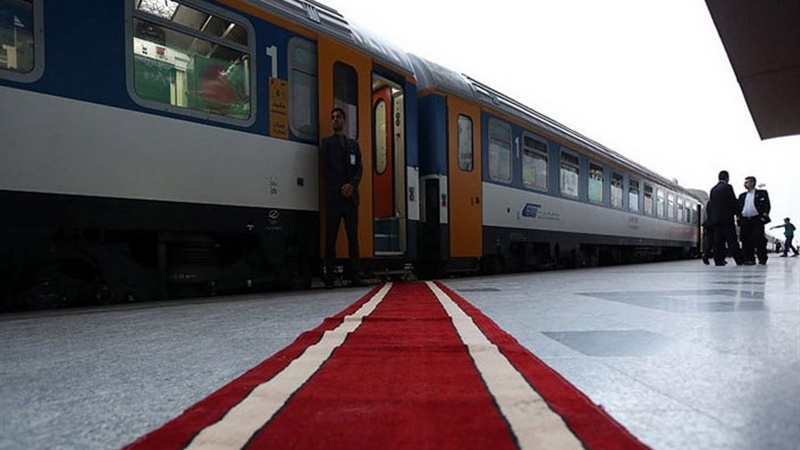イランが高速鉄道計画でイタリアと契約を締結