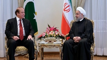 イランとパキスタンの首脳、イスラム世界の統一と発展を要請