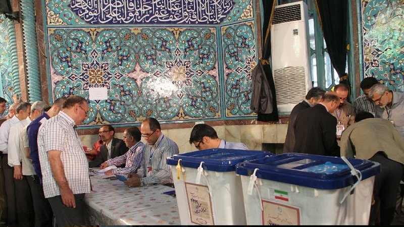 イランの21州で、議会選挙の決選投票がスタート
