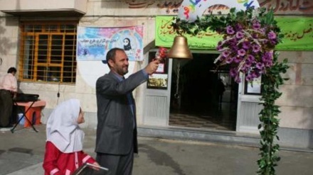 イランイスラム革命勝利記念週間の祝賀イベントが開始