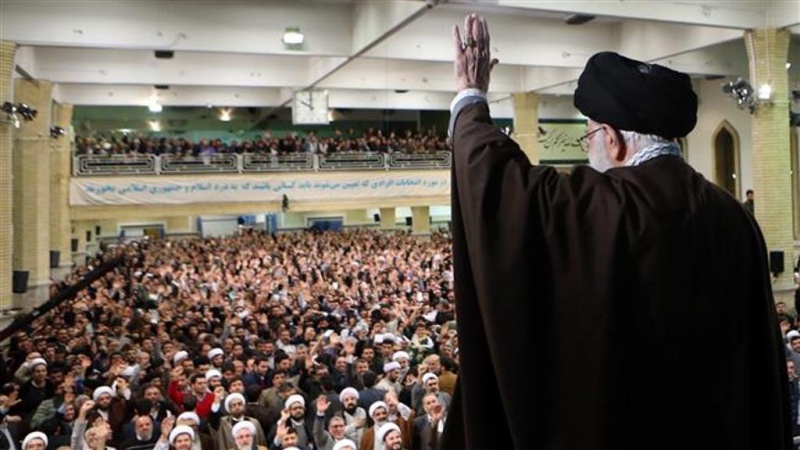 Os pontos de vista do aiatolá Khamenei, no seu encontro com um grupo da população iraniana 