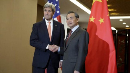 中国外相のアメリカ訪問