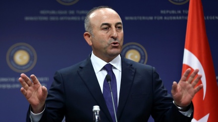 Ue-Turchia: Ankara minaccia stop patto migranti