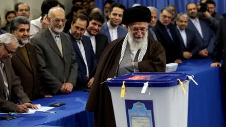 Elezioni  Iran: Ayatollah Khamenei, tutti quelli che amano l'Iran partcipino al voto