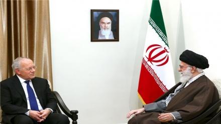 líder iraniano pede aumentar os laços entre Irã e Suíça