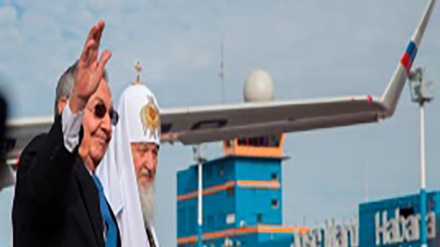 Raúl Castro se reúne con el patriarca ruso Kirill en Cuba  