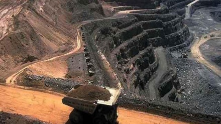 「イラン鉱工業への投資の可能性は類まれなもの」