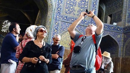 イランが、１８０カ国に対し３０日間の入国査証を発給