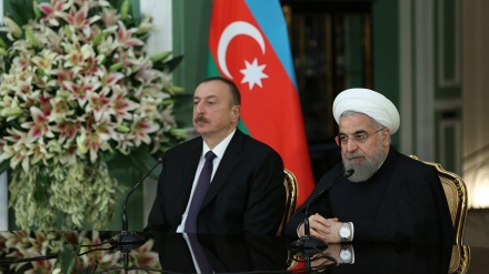 Iran: disputa tra Armenia e Azerbaijan va risolta col dialogo