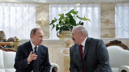 Lukashenko: Putin è come un fratello maggiore