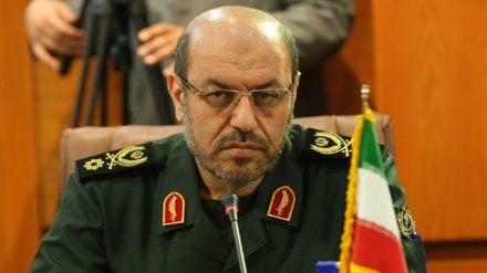 سردار دهقان:ایران درباره قدرت نظامی خود با هیچ‌کس مذاکره نمی کند