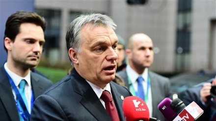 Hungary must defend borders amid refugee influx: Premier