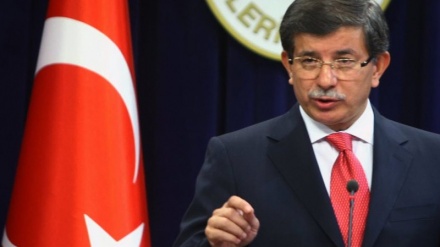 Türkiye Başbakanı Davutoğlundan terörle mücadele kararlılık açıklaması